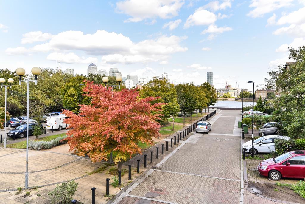 Riverbank Stay London Kültér fotó